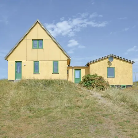 Сasa de vacaciones 4 Bedroom Beautiful In Frostrup