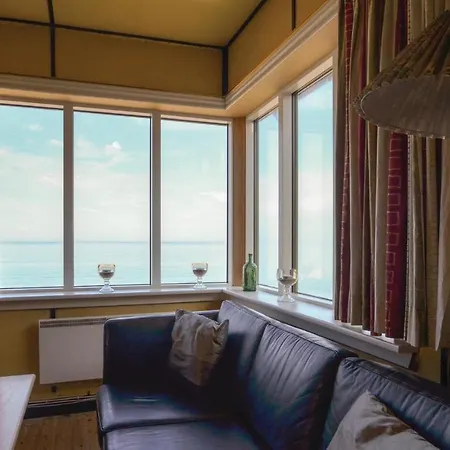 Hébergement de vacances Four-bedroom In Frostrup